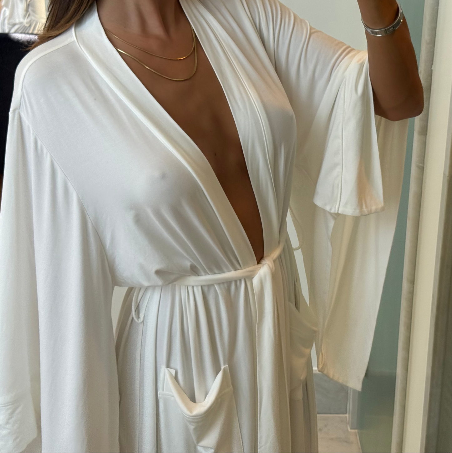 ALOBHA ROBE - coming back mid/late October