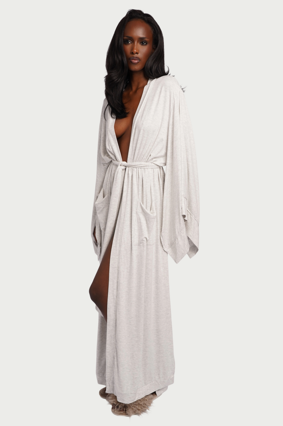 ALOBHA ROBE GREY