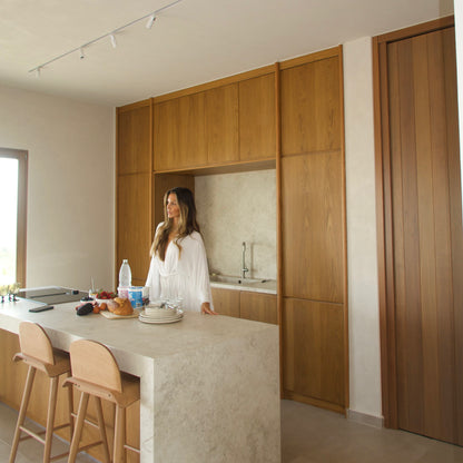 ALOBHA ROBE