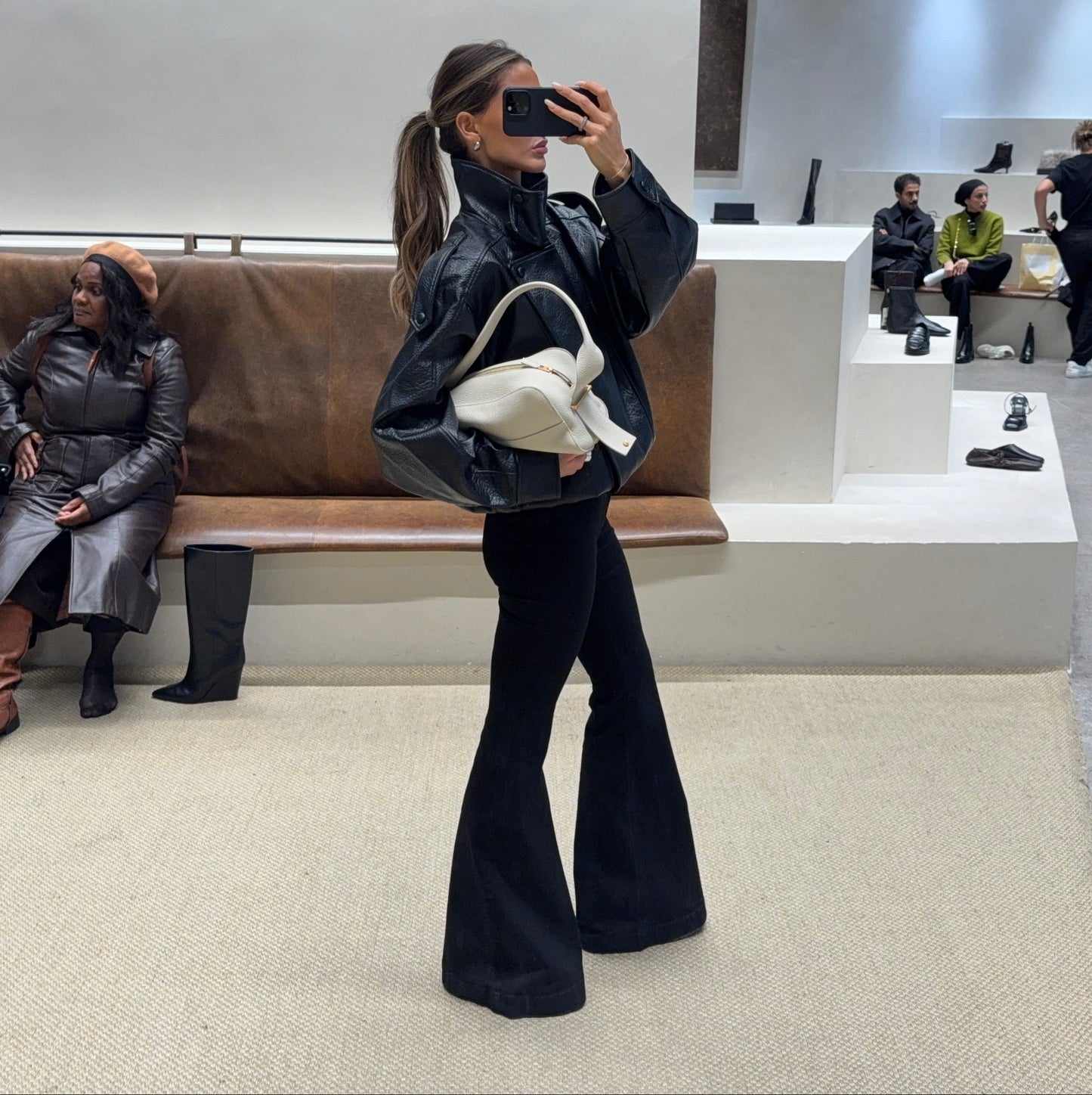 LOVA FLARED DENIM black